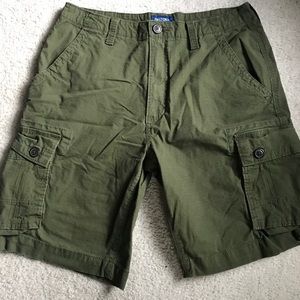 Arizona green cargo shorts